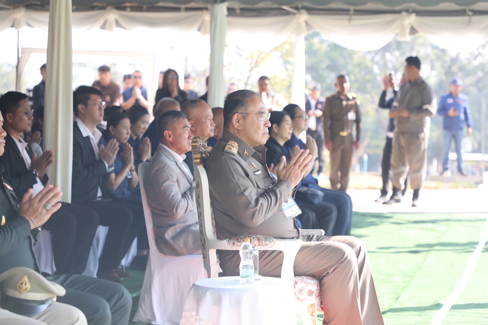 title - ส.ป.ก. เข้าร่วมพิธีเปิดสำนักงานฯ พร้อมมอบเอกสารสิทธิ์ การใช้ประโยชน์ที่ดิน (ส.ป.ก.) และประชุมการติดตามการดำเนินงานตามแผนปฏิบัติการพัฒนาพื้นที่สถานีวิจัยการเกษตรและพัฒนาโครงการหลวงโนนดินแดง ณ จังหวัดบุรีรัมย์